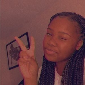 Meet your Posher, Makiyah